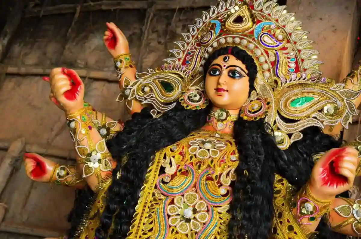 12 Famous Durga Puja Pandals in Kolkata